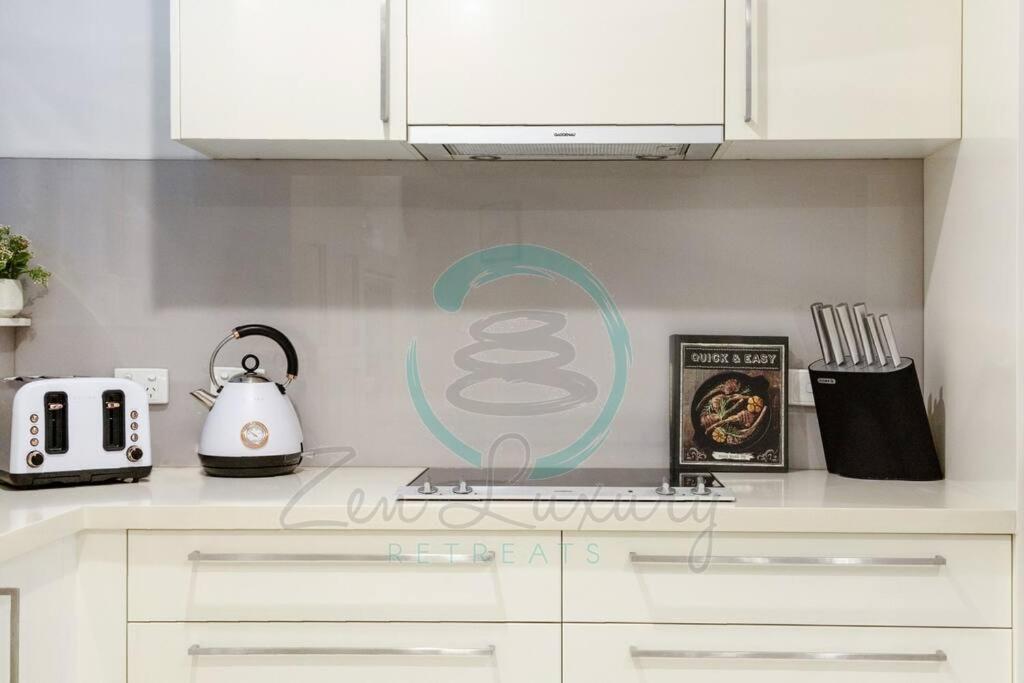 Zen Ocean Charm 3Br Luxury W/Front Apt Pool + Bbq ดาร์วิน ภายนอก รูปภาพ