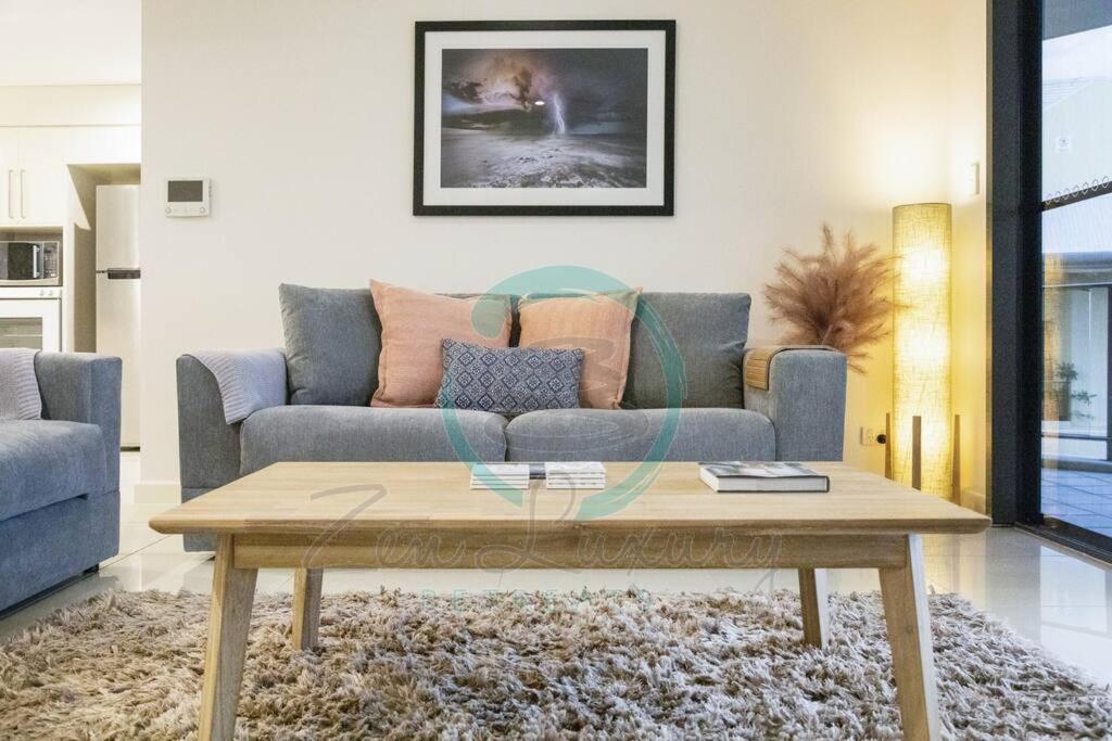 Zen Ocean Charm 3Br Luxury W/Front Apt Pool + Bbq ดาร์วิน ภายนอก รูปภาพ